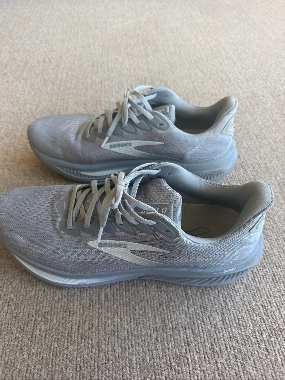 Brooks Mens Running Shoes - Light Gray